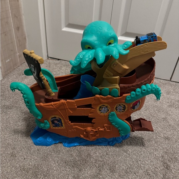 {Thomas the train} toy bundle - Picture 7 of 16